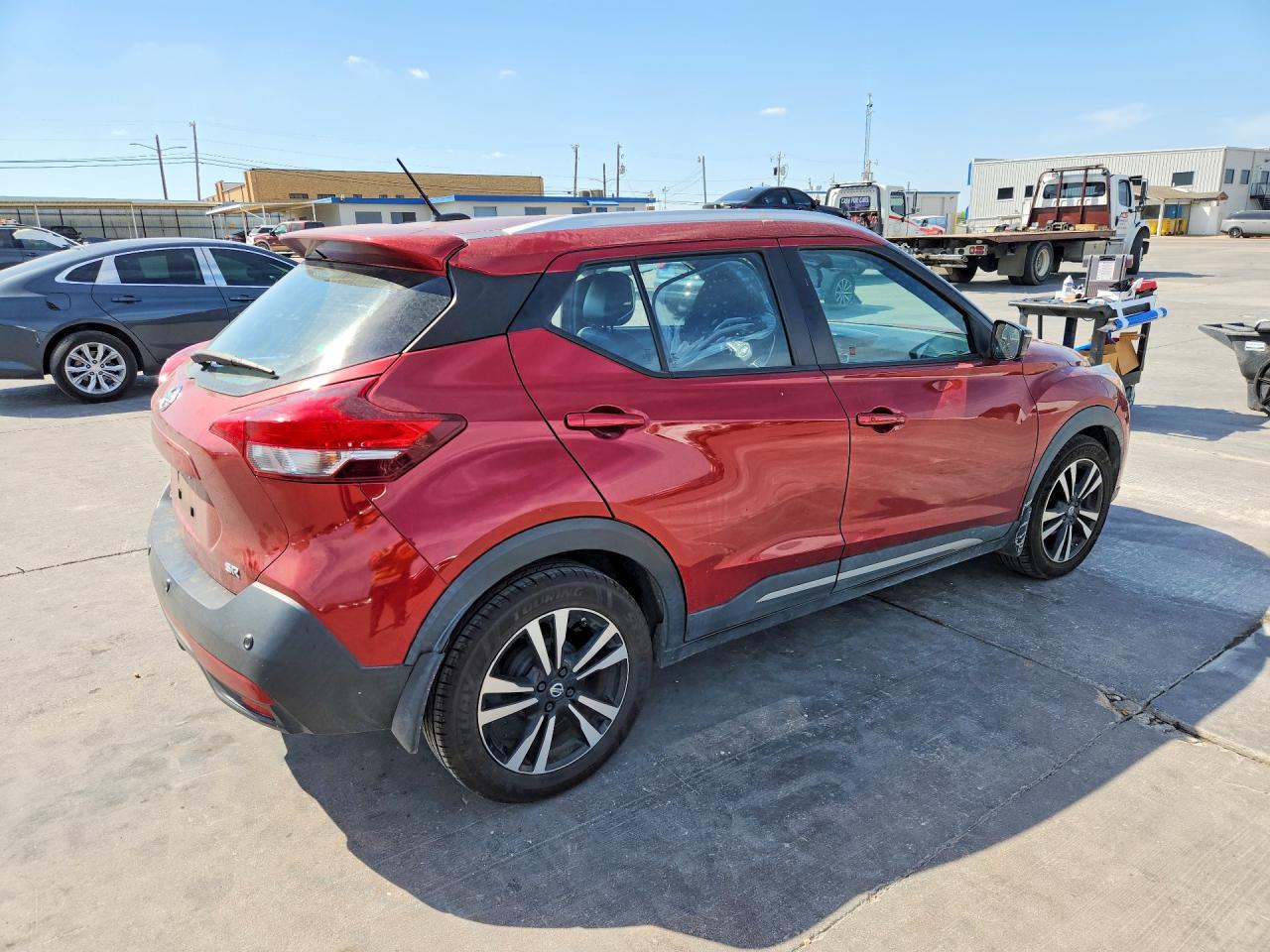 Nissan Kicks Sr
