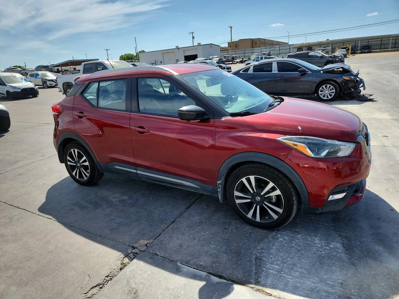 Nissan Kicks Sr