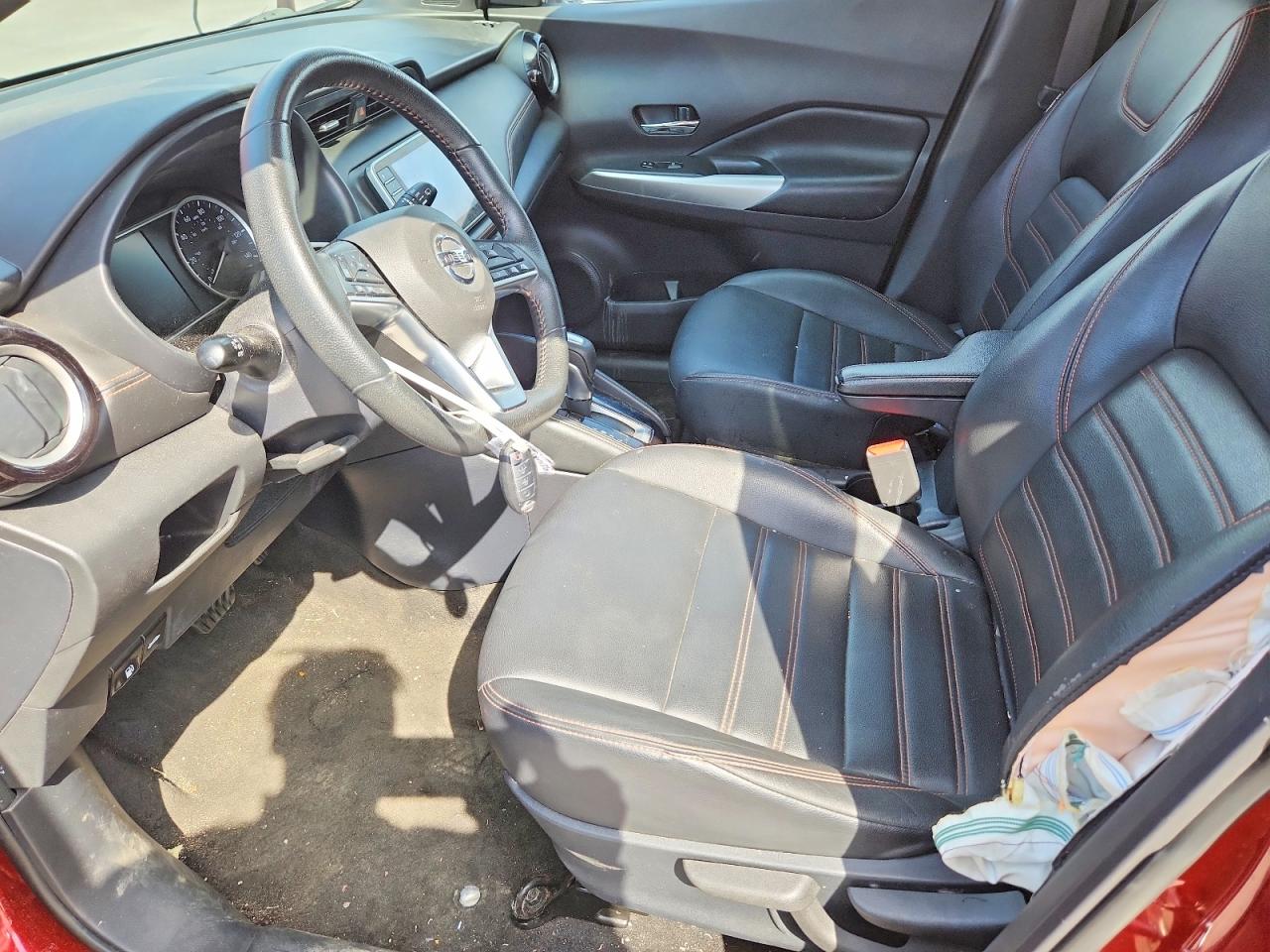 Nissan Kicks Sr