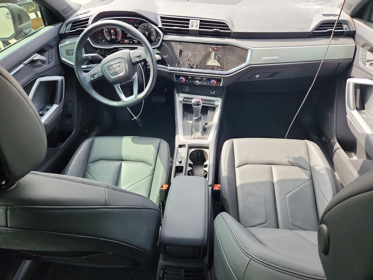 Audi Q3 Premium Plus S Line 45