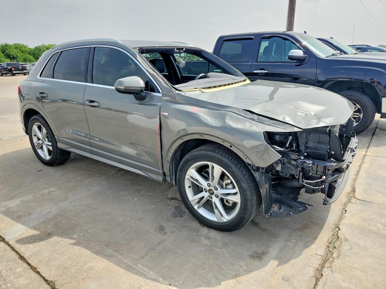 Audi Q3 Premium Plus S Line 45