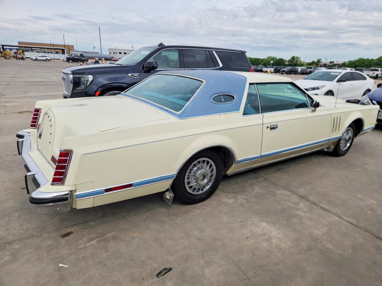 Lincoln Continental