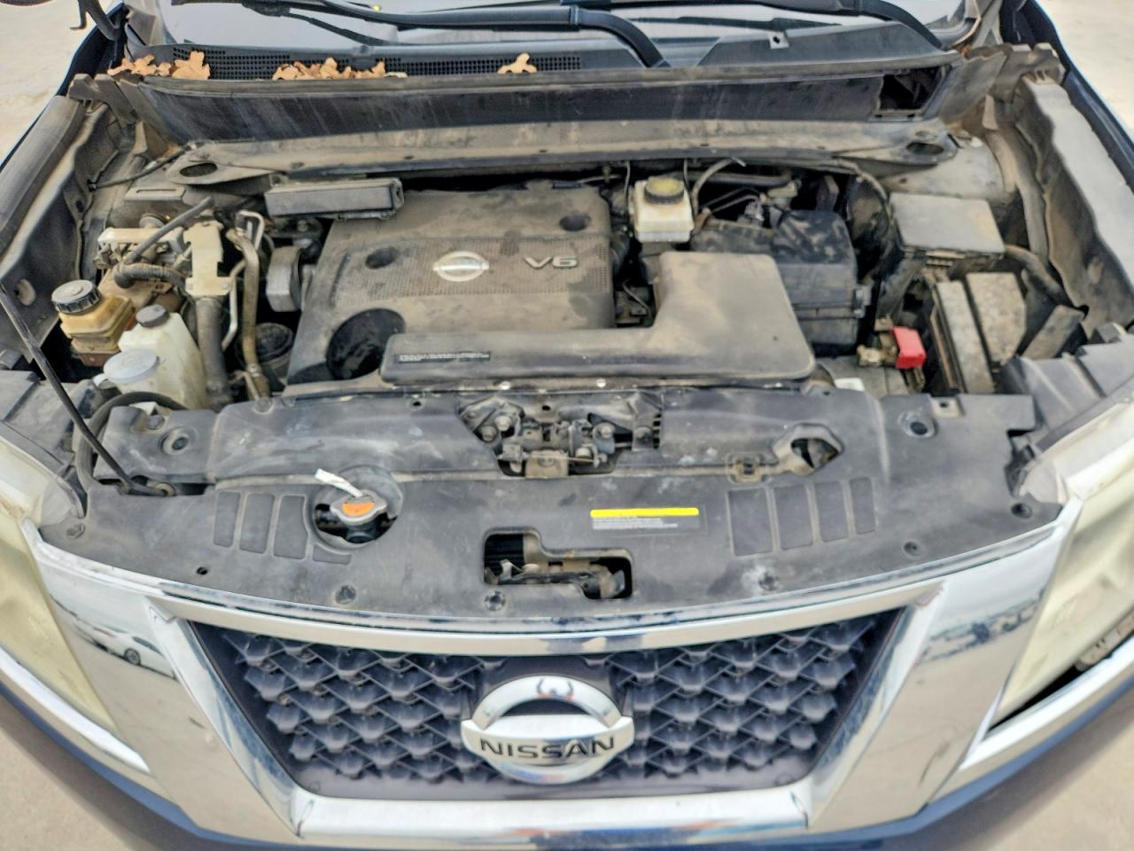 Nissan Pathfinder S