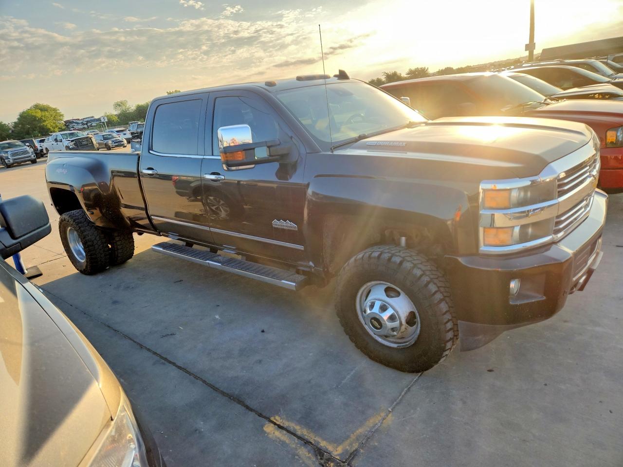 Chevrolet Silverado K3500 High Country