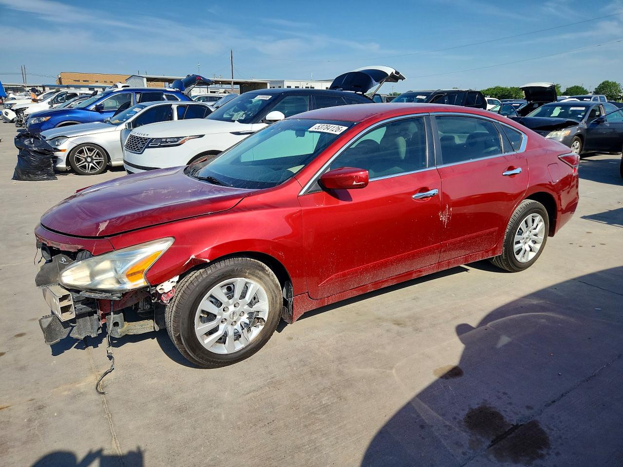 Salvage Nissan Altima Image