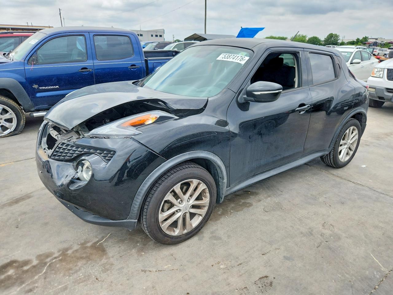 Salvage Nissan JUKE Image