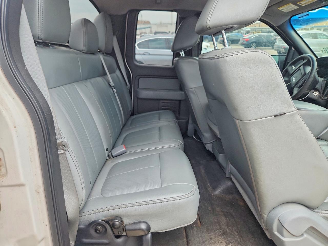 Ford F-150 Super Cab