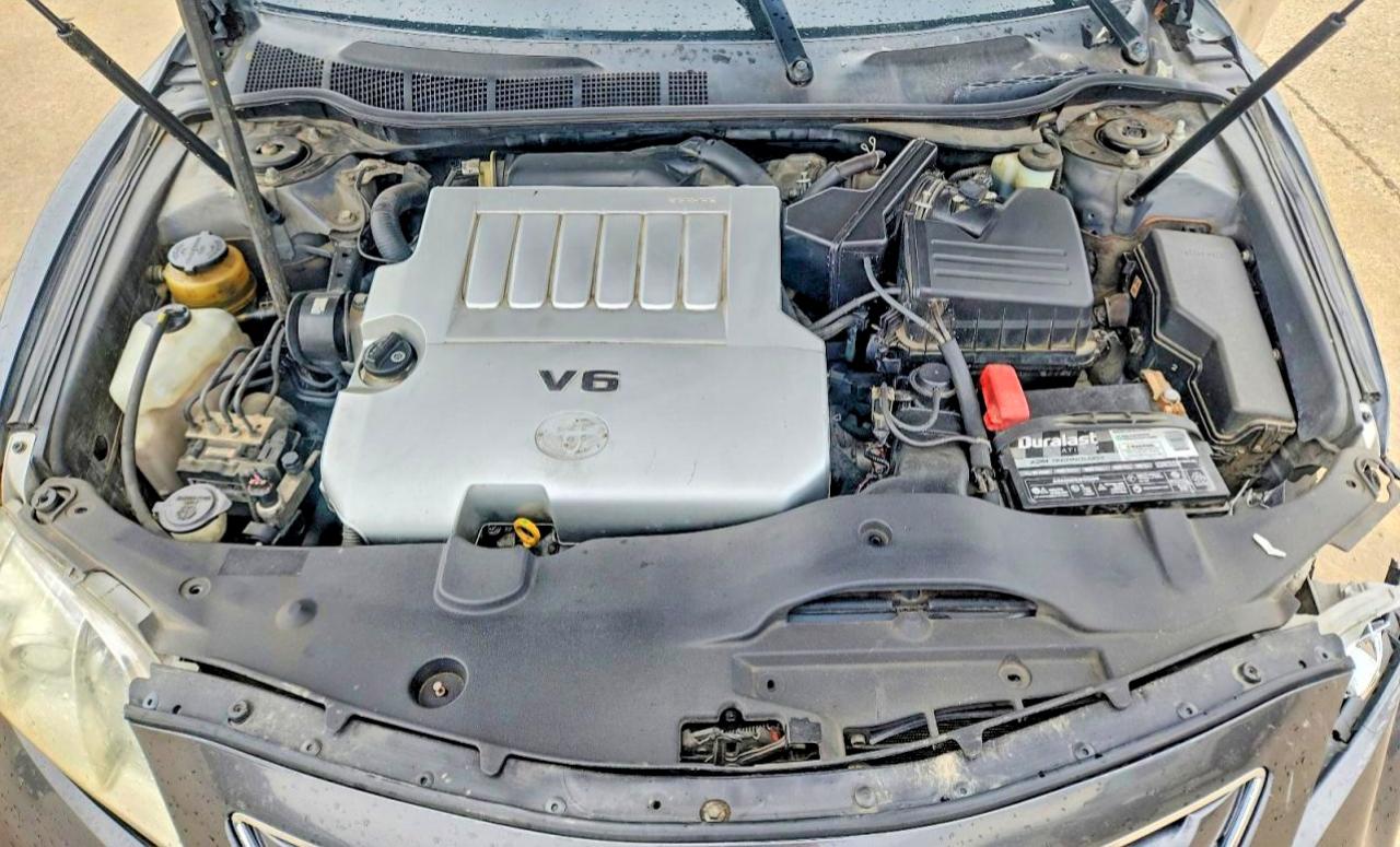 Toyota Camry Xle V6