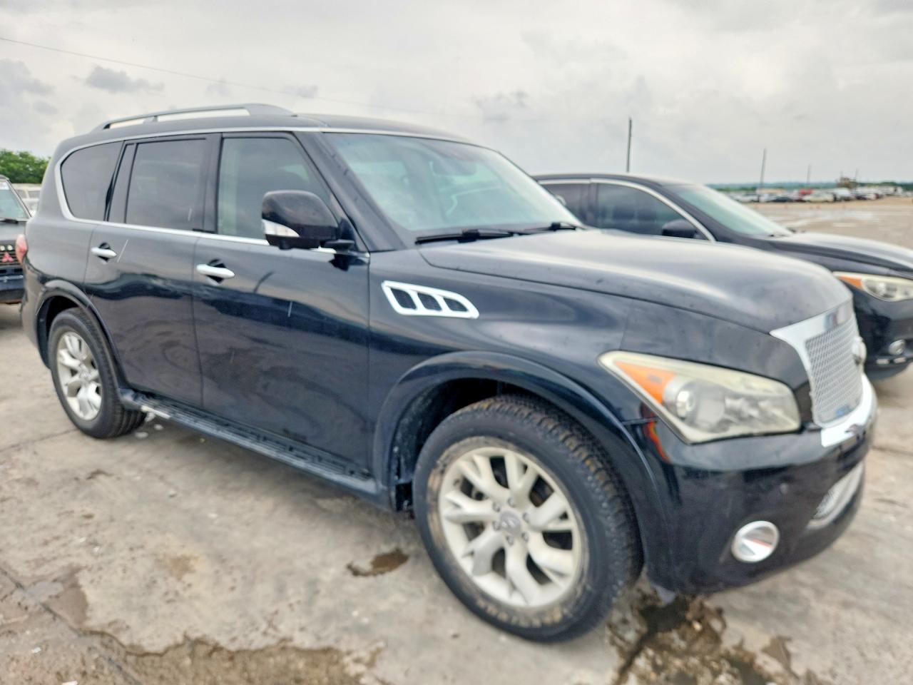 INFINITI Qx Base