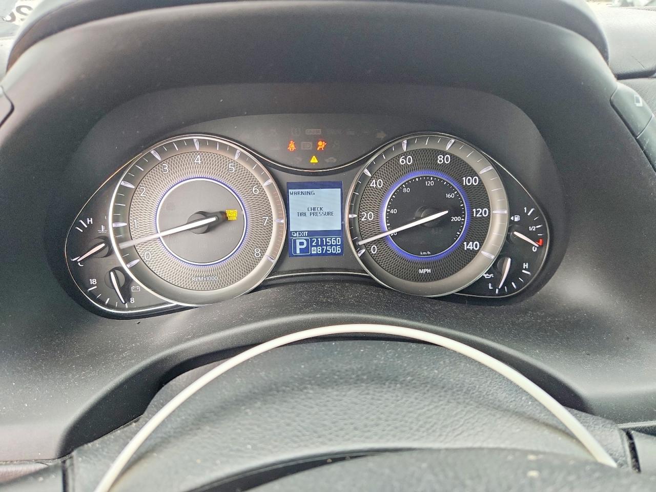 INFINITI Qx Base
