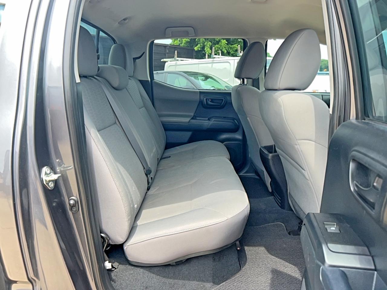 Toyota Tacoma Sr