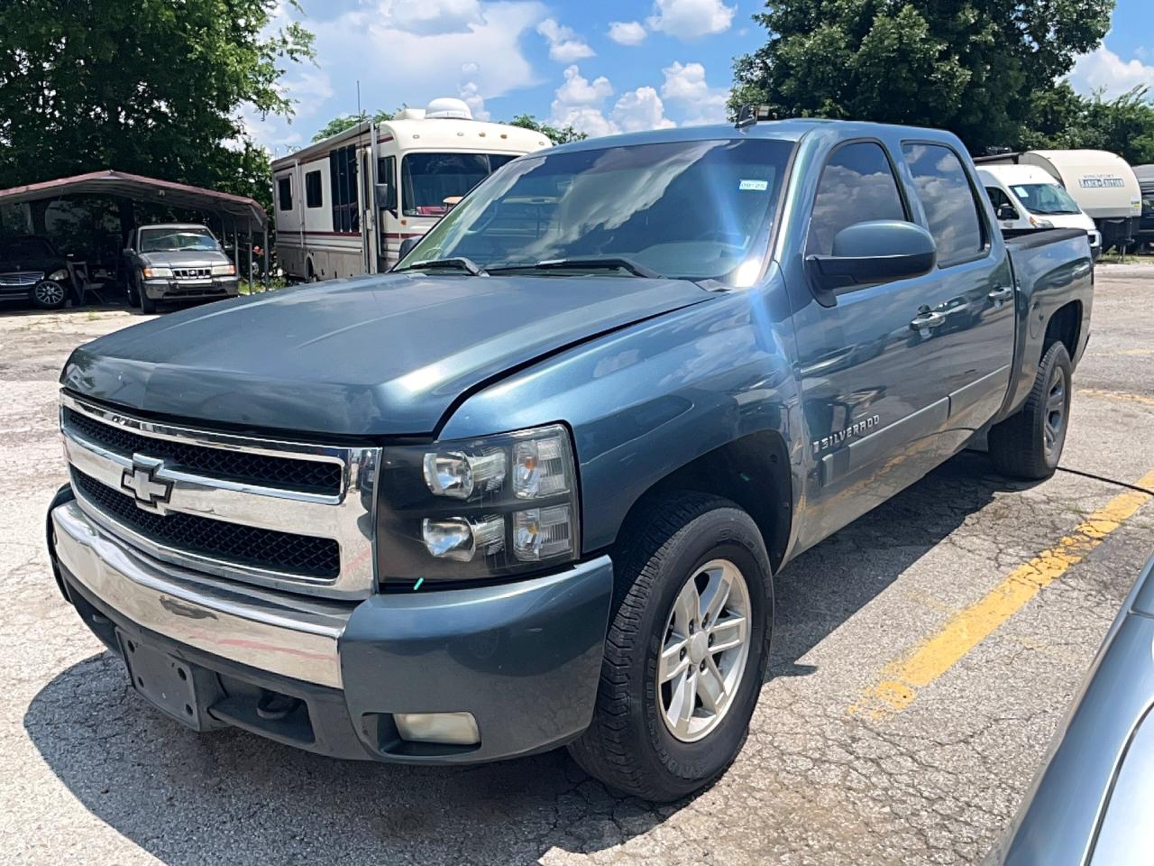 Chevrolet Silverado C1500