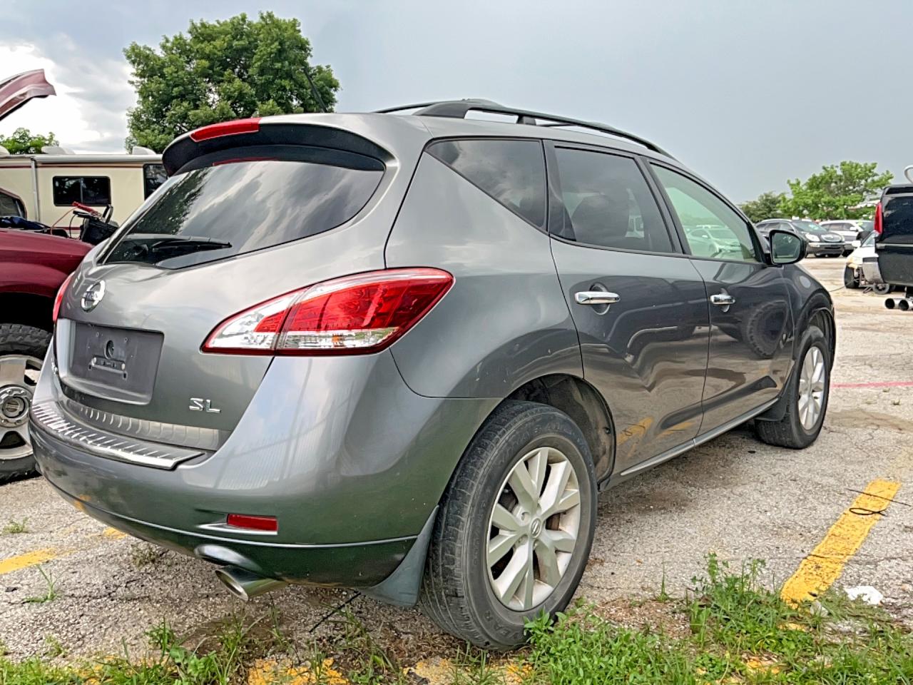 Nissan Murano S