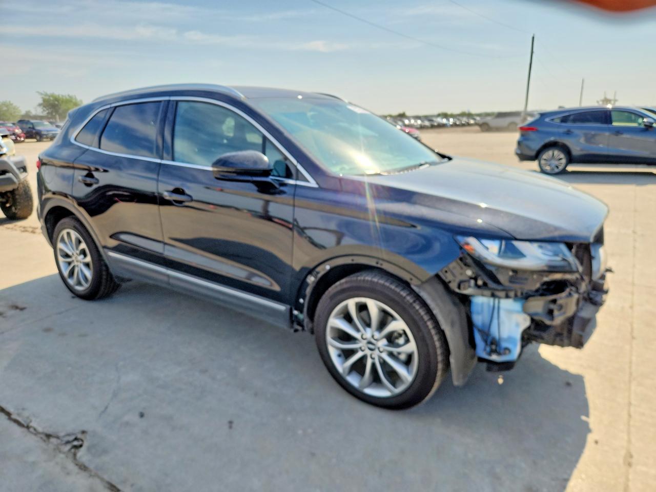 Lincoln MKC Select