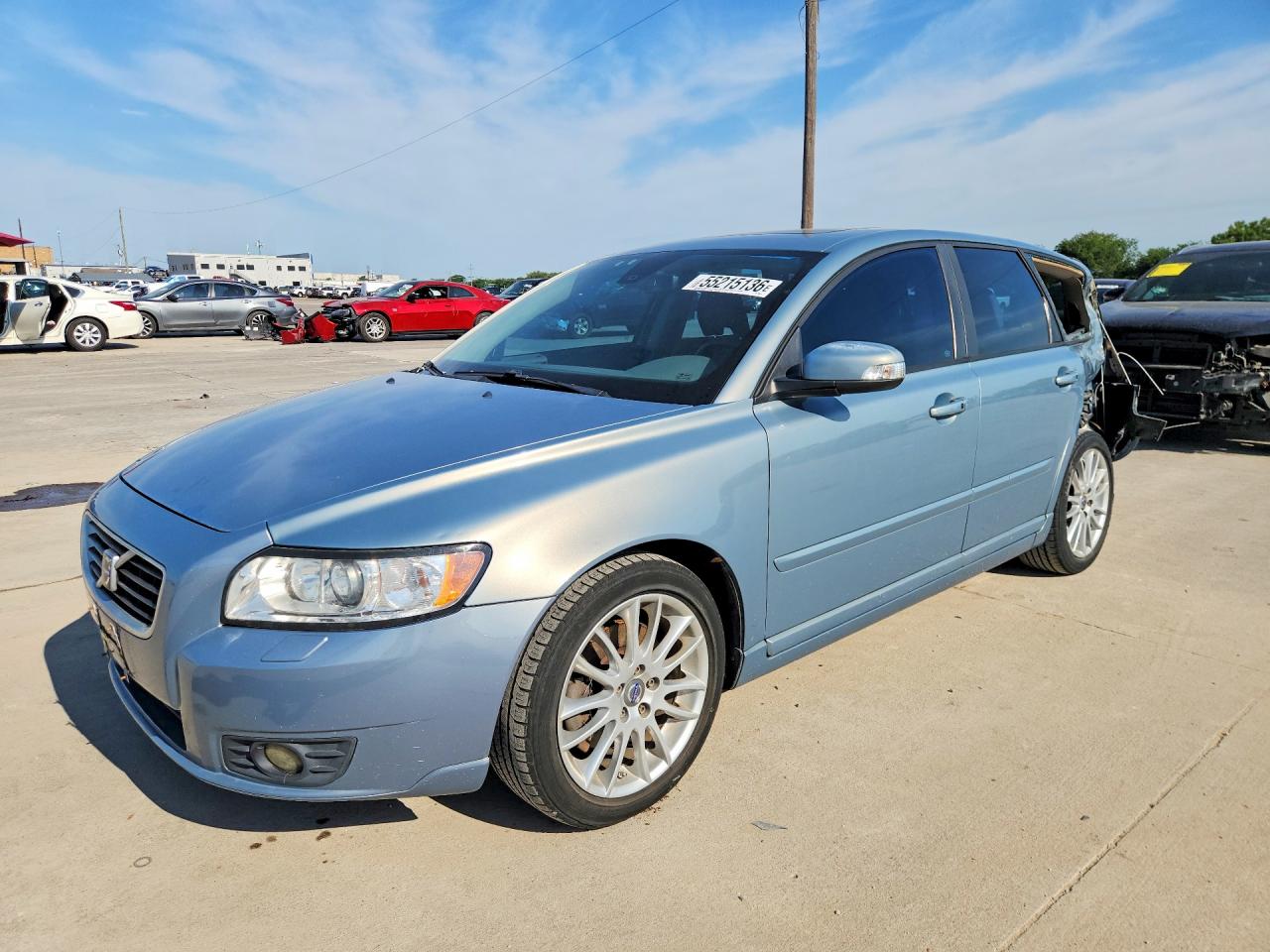 Salvage Volvo V50 Image