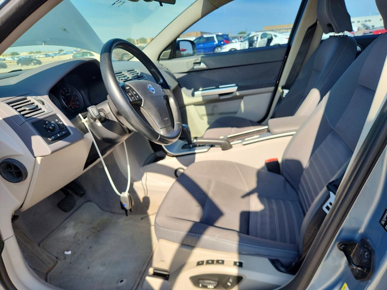 Volvo V50 2.4i