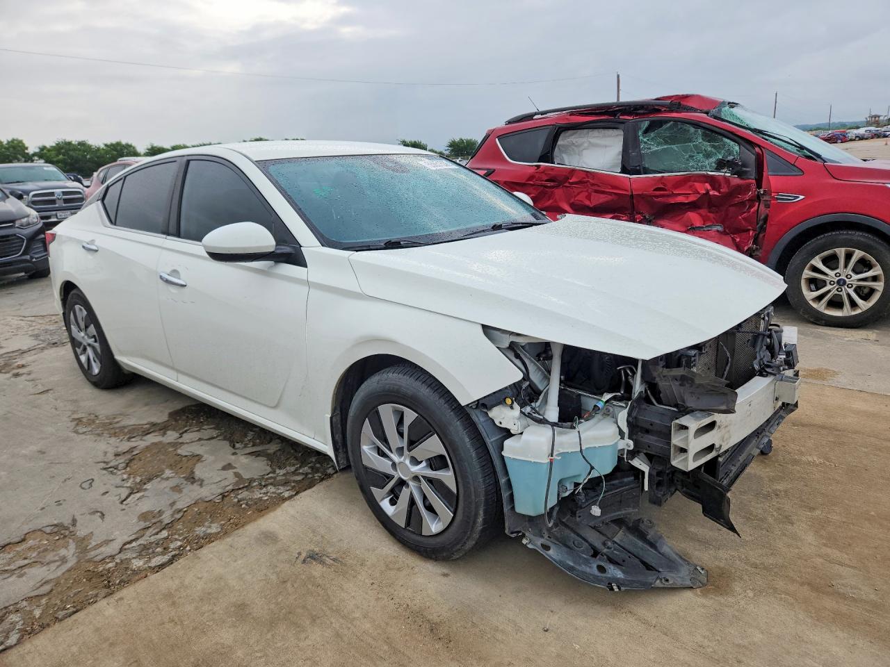 Nissan Altima S
