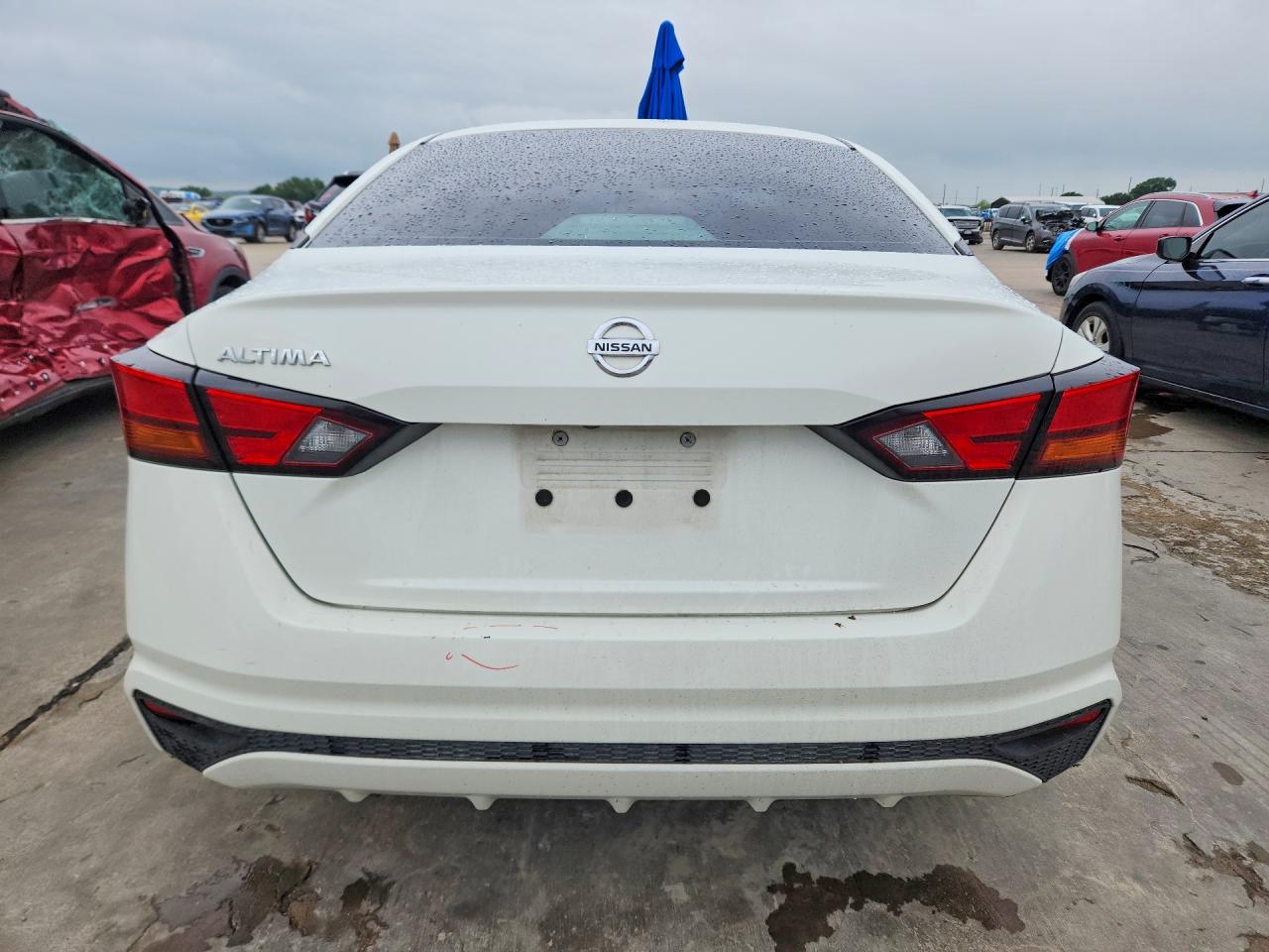 Nissan Altima S