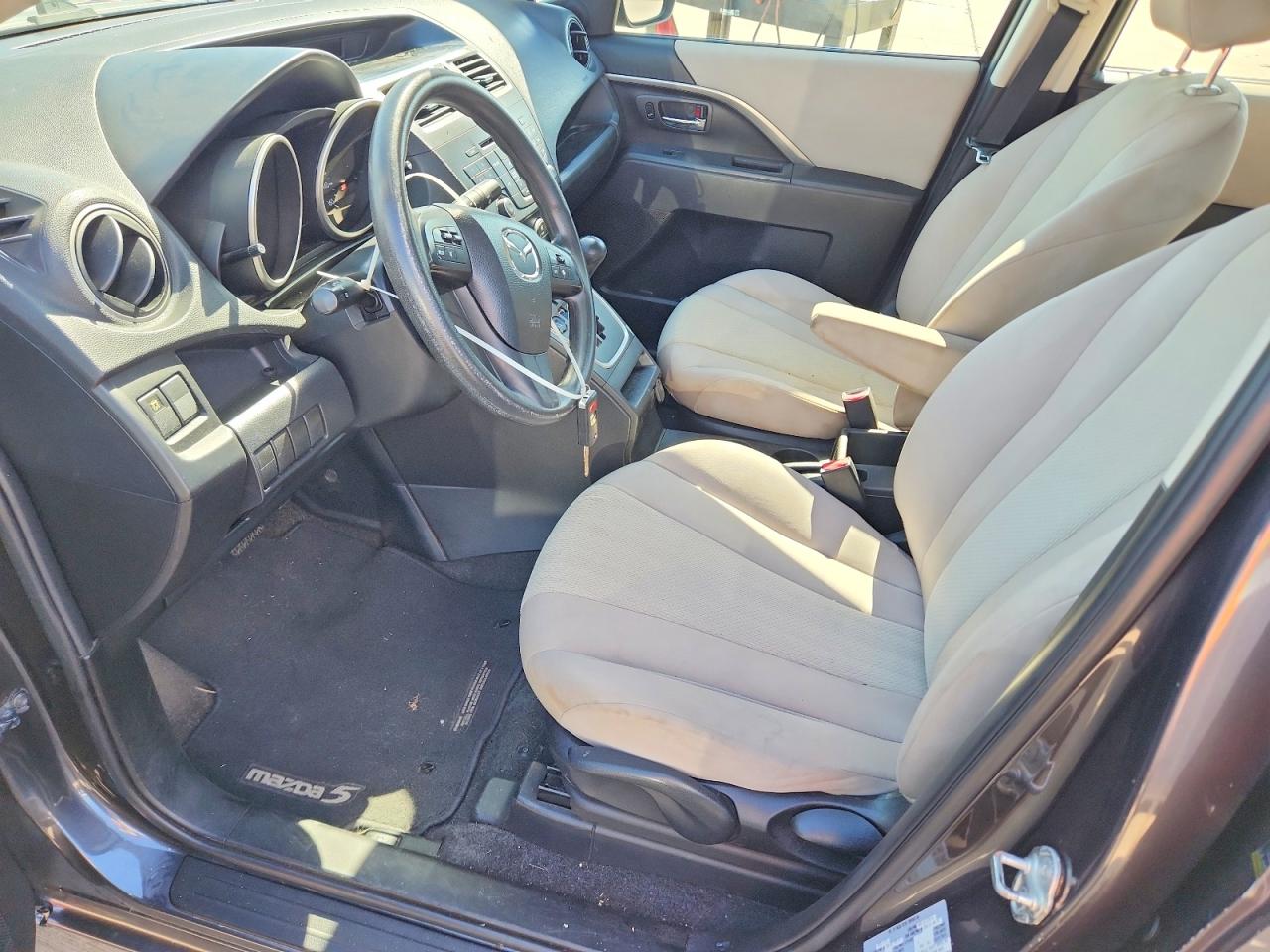Mazda 5 Sport