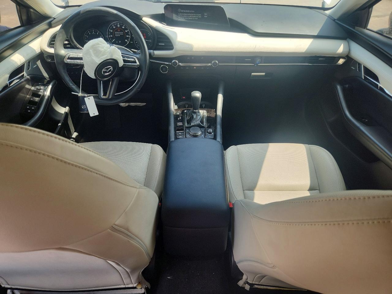 Mazda 3 Premium Plus