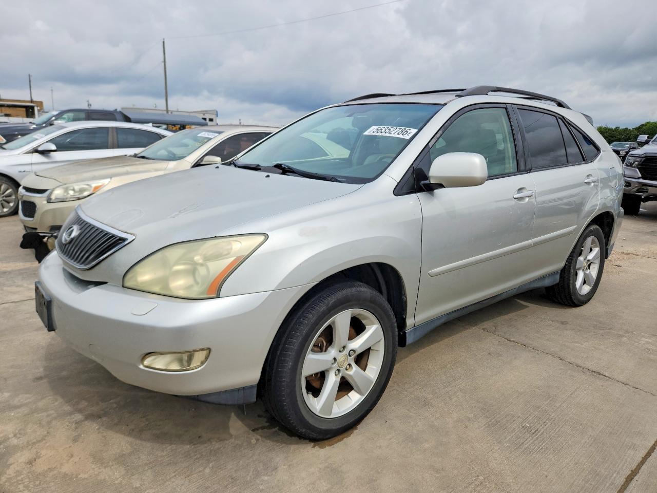 Salvage Lexus RX Image