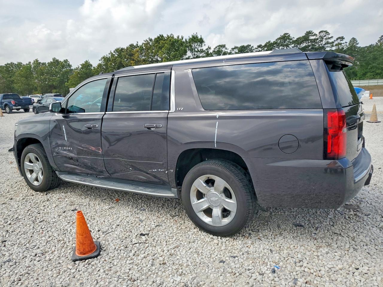 Chevrolet Suburban K1500 Ltz