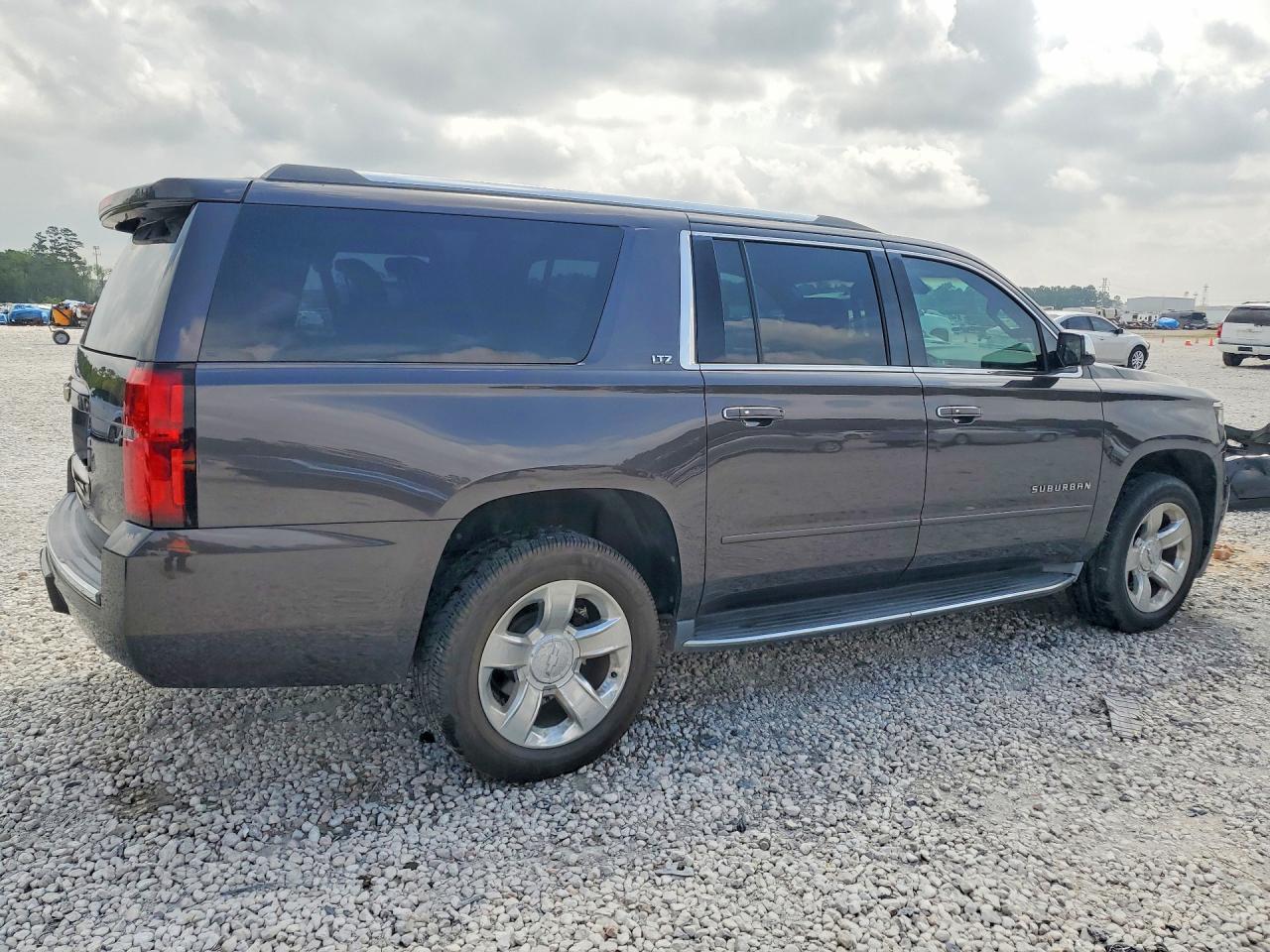 Chevrolet Suburban K1500 Ltz