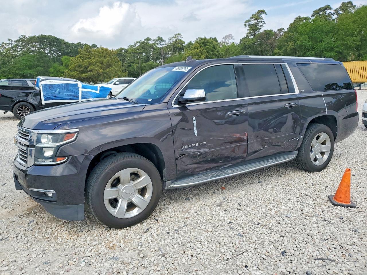 Salvage Chevrolet Suburban Image