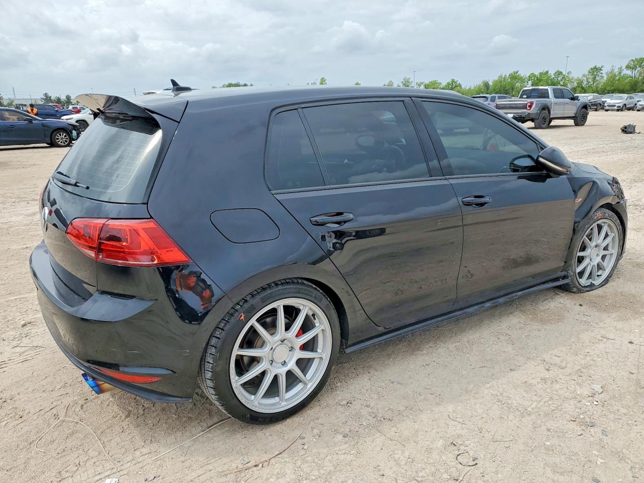 Volkswagen GTI S