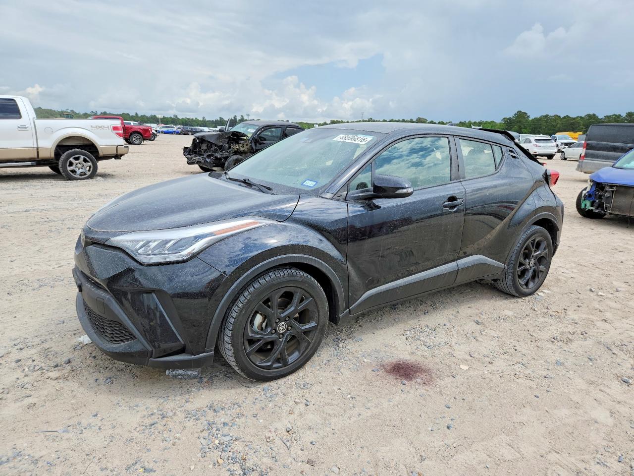 Salvage Toyota C-HR Image