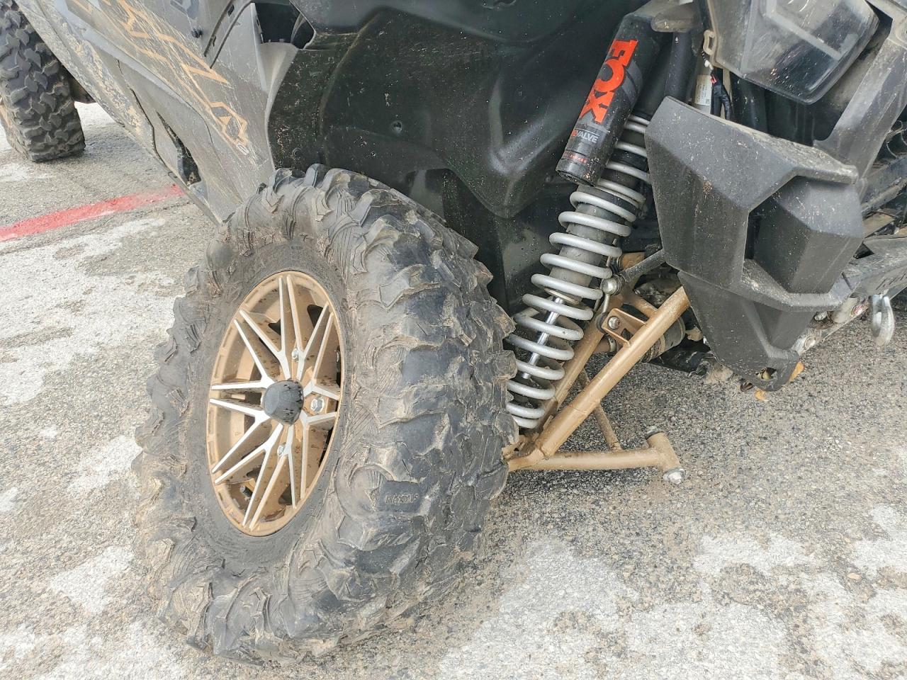Kawasaki Krt1000 B B