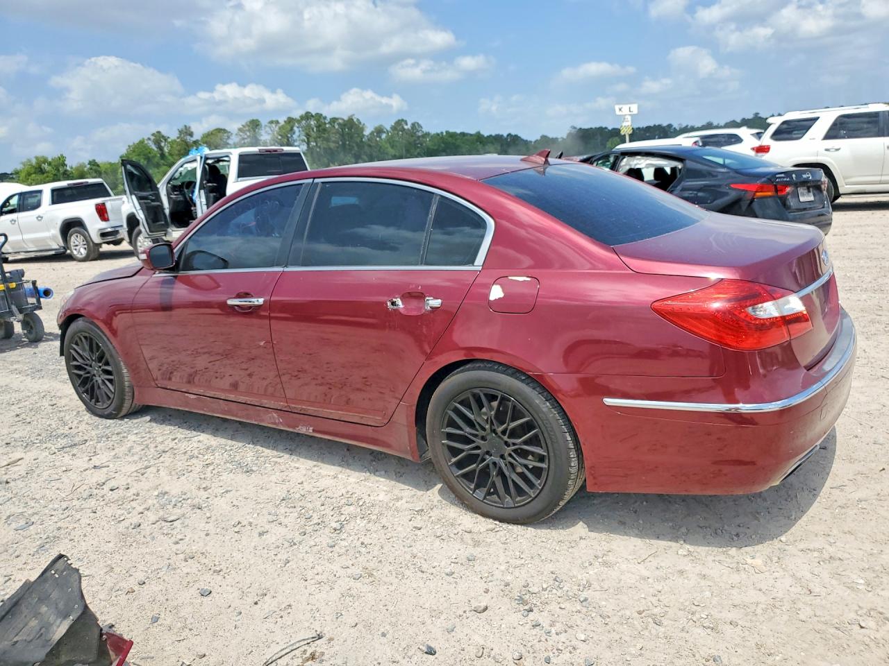 Hyundai Genesis