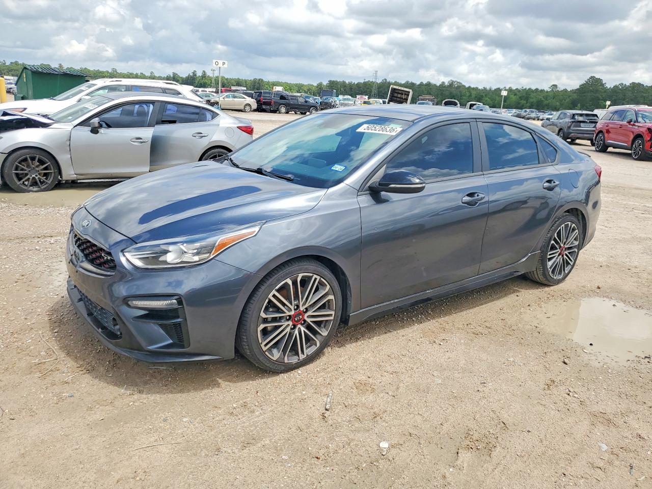 Salvage Kia Forte Image