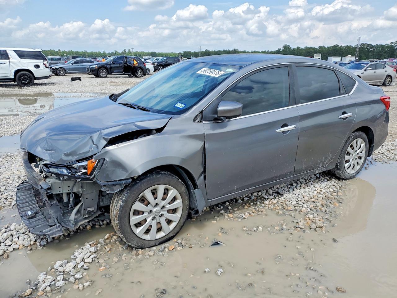 Salvage Nissan Sentra Image