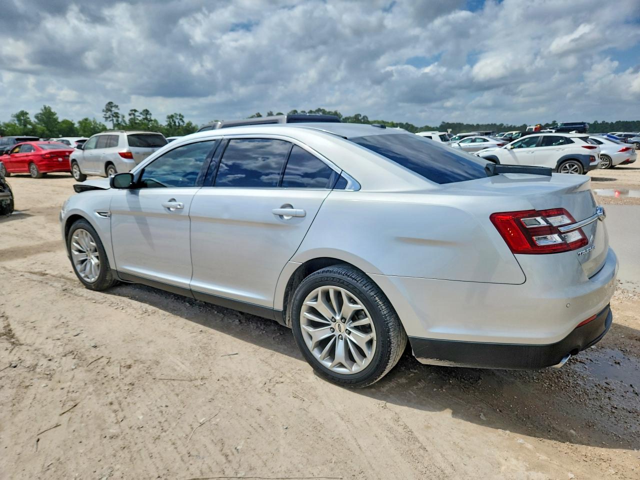 Ford Taurus Limited