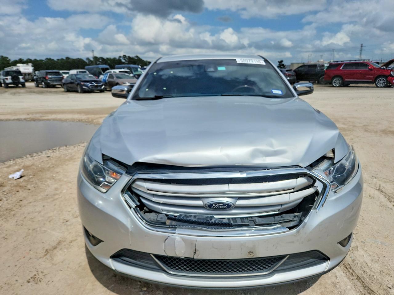 Ford Taurus Limited