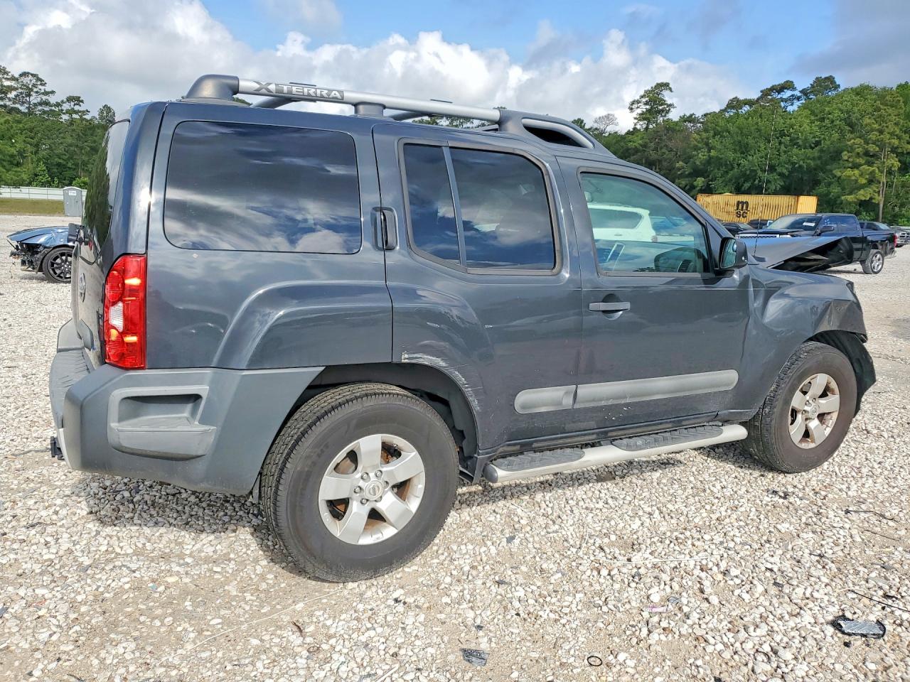 Nissan Xterra X