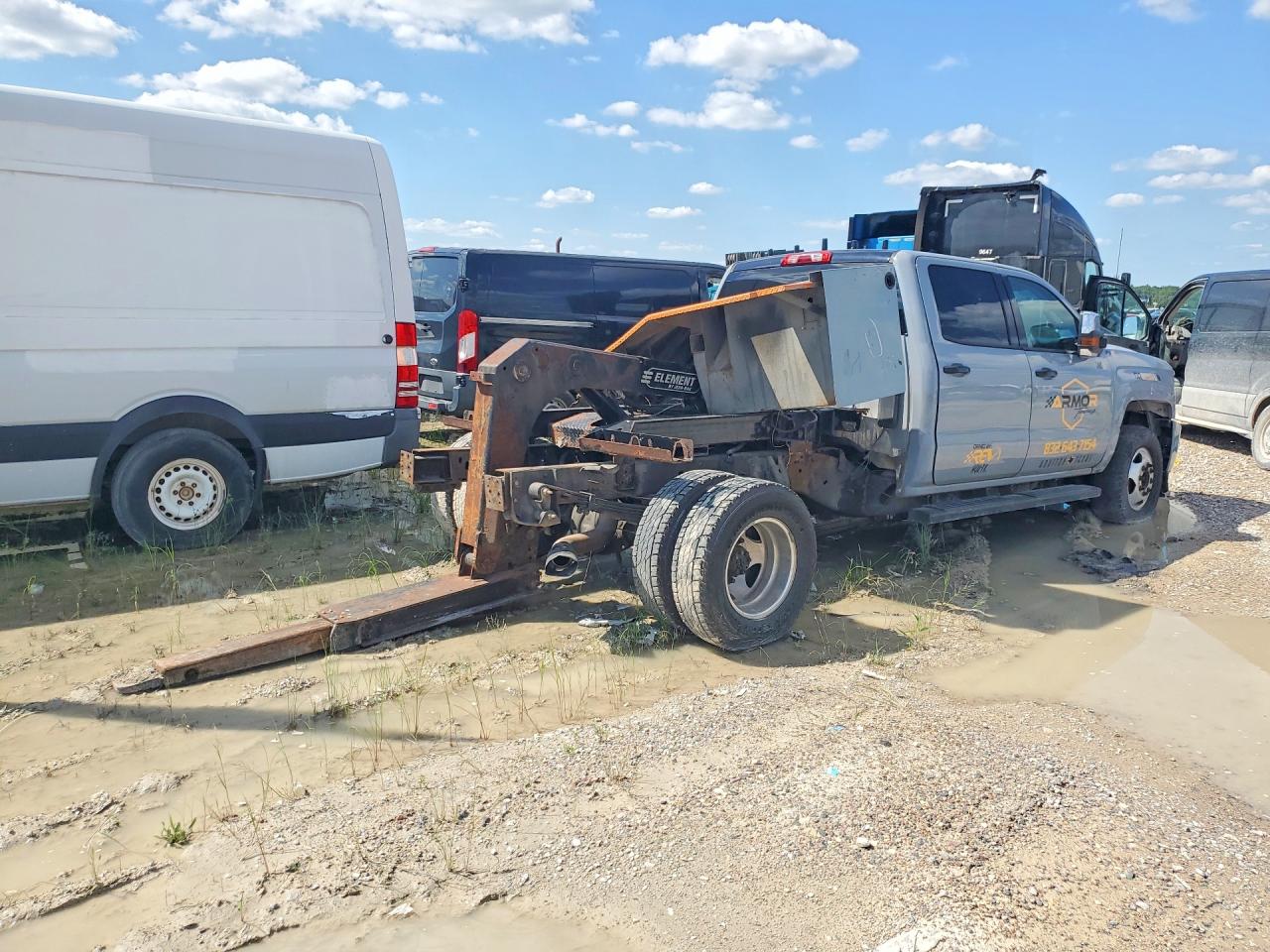 Chevrolet Silverado C3500