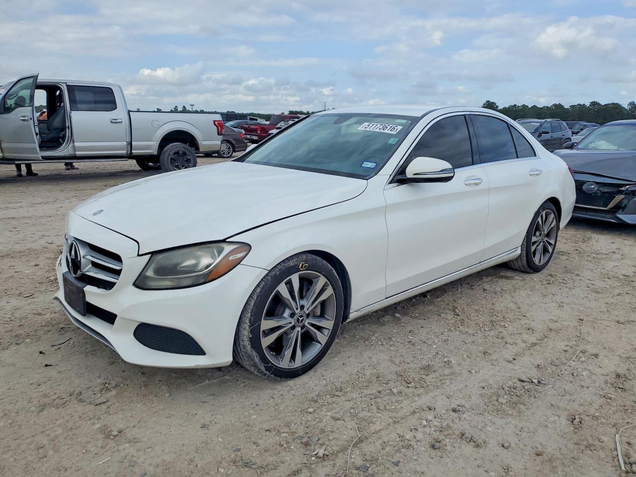 Salvage Mercedes-Benz C-Class Image