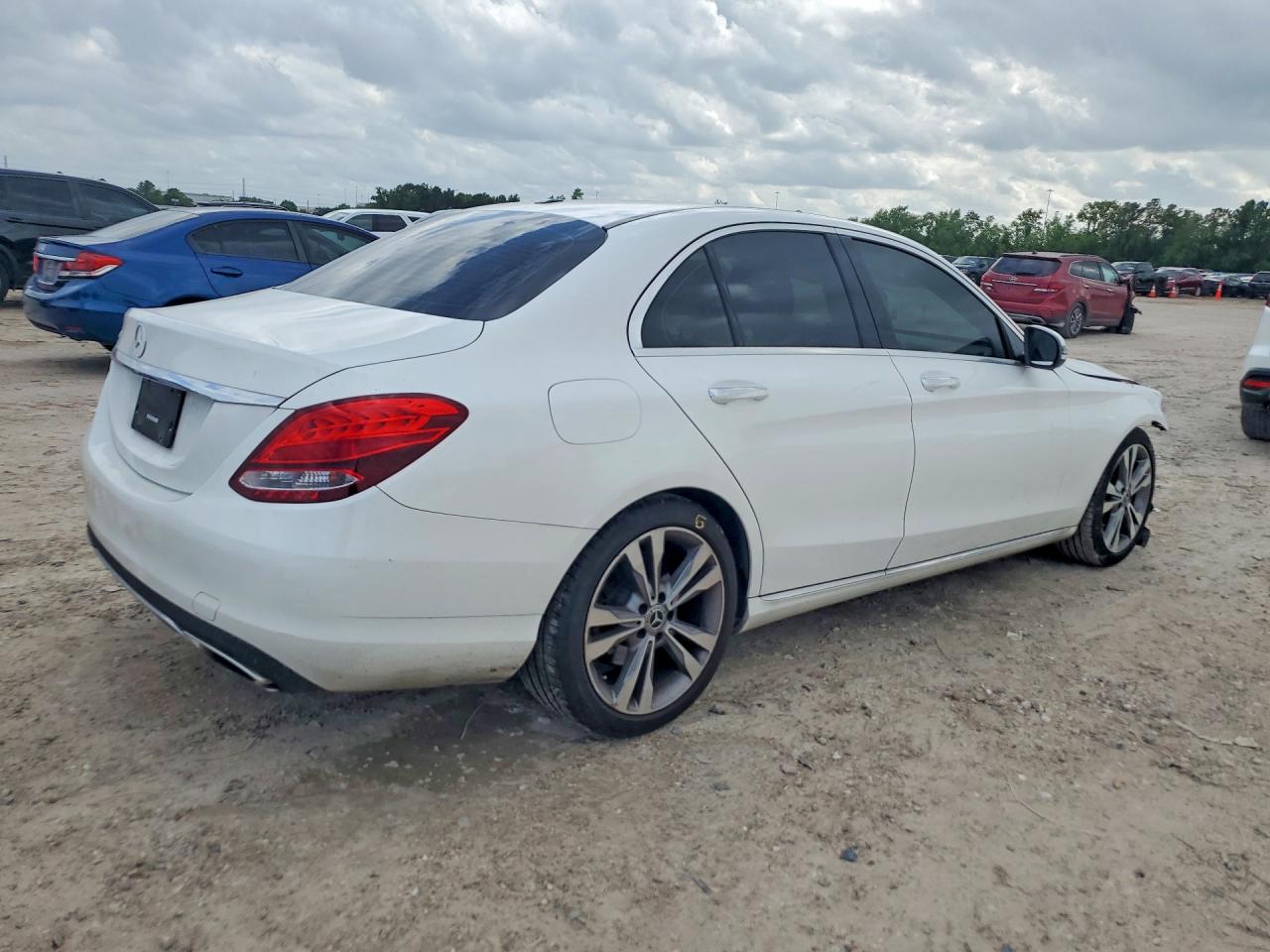 Mercedes-Benz C-Class 300