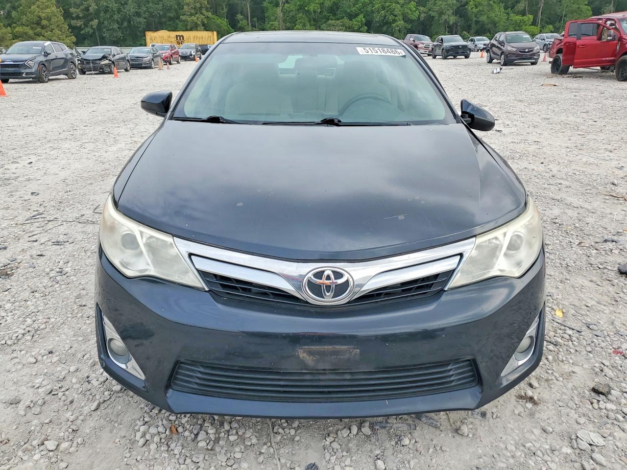 Toyota Camry Xle