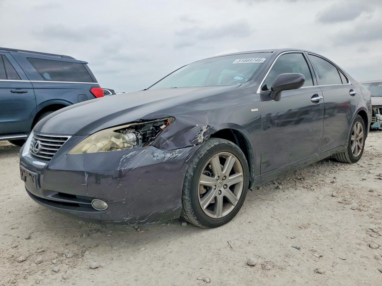 Salvage Lexus Es Image