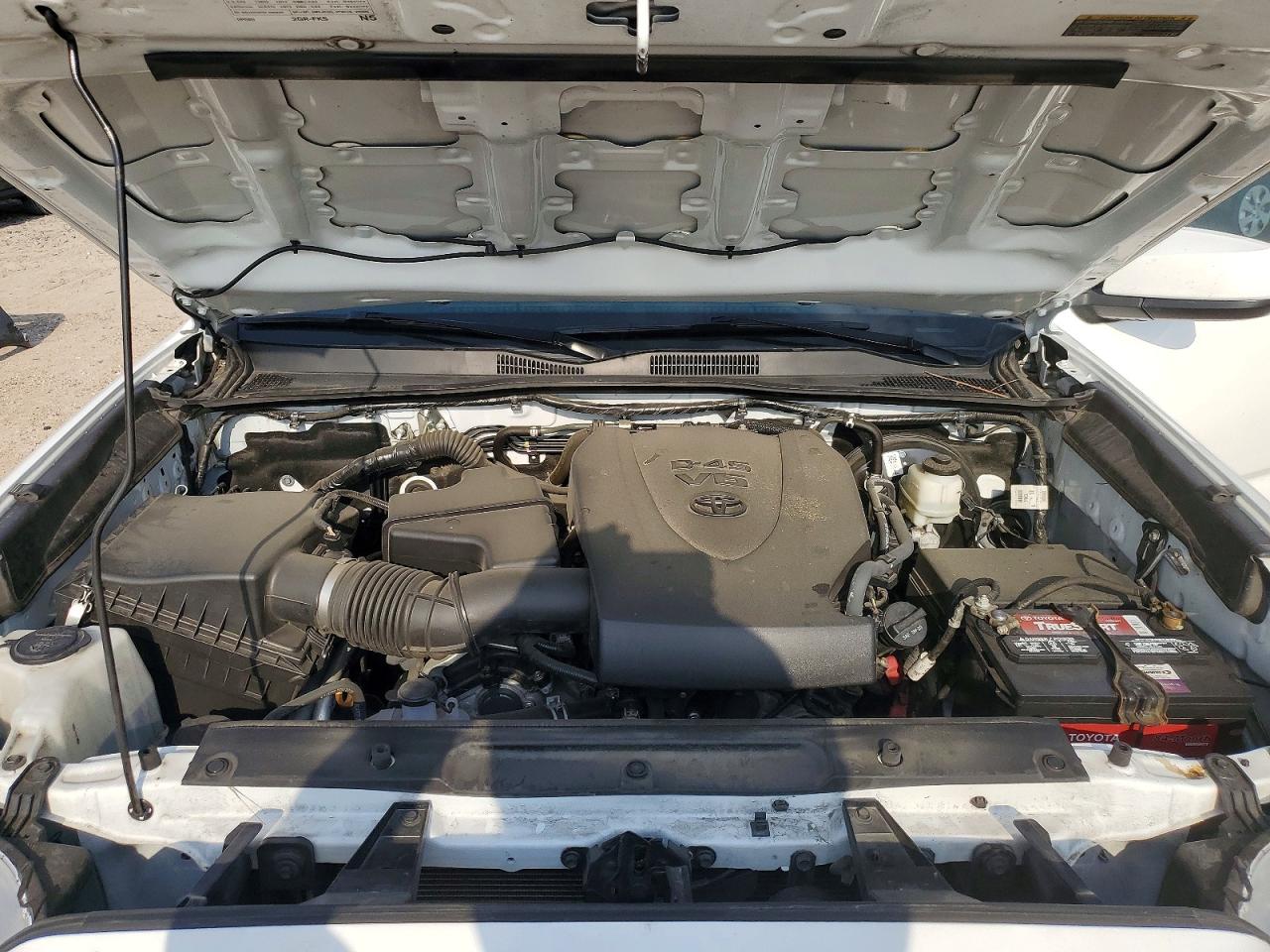 Toyota Tacoma Sr5 V6