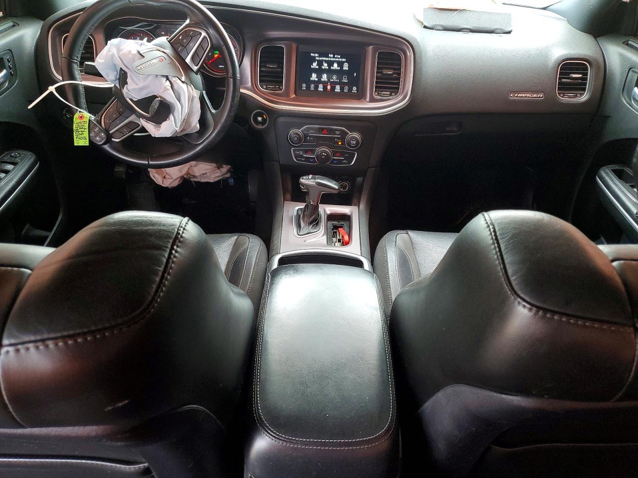 Dodge Charger Sxt