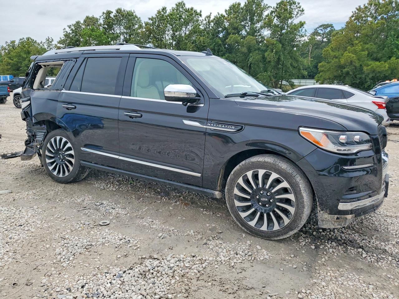 Lincoln Navigator Black Label