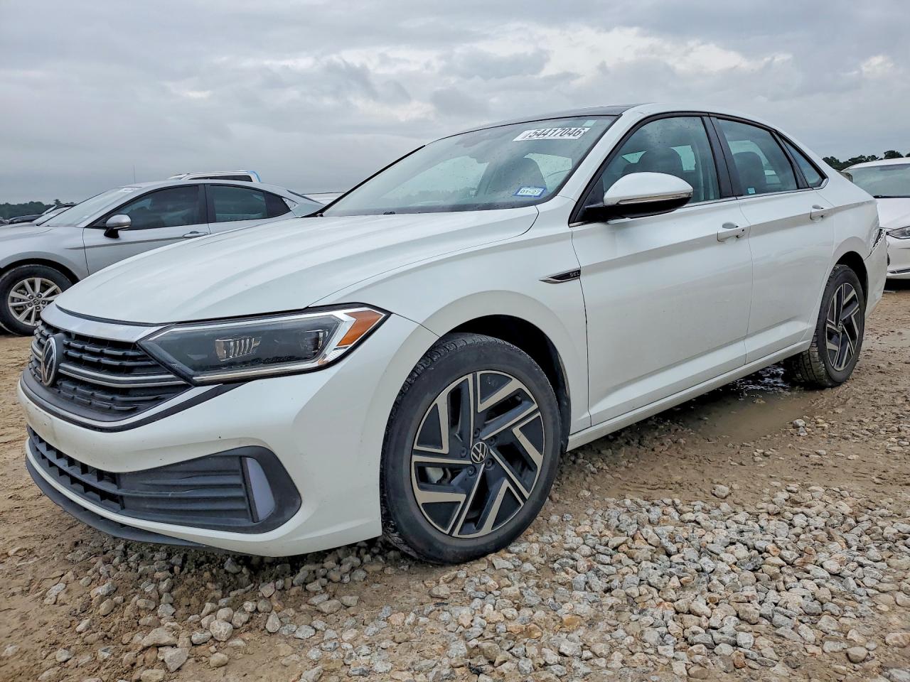 Salvage Volkswagen Jetta Image