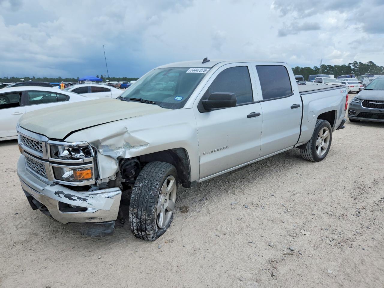 Salvage Chevrolet Silverado Image