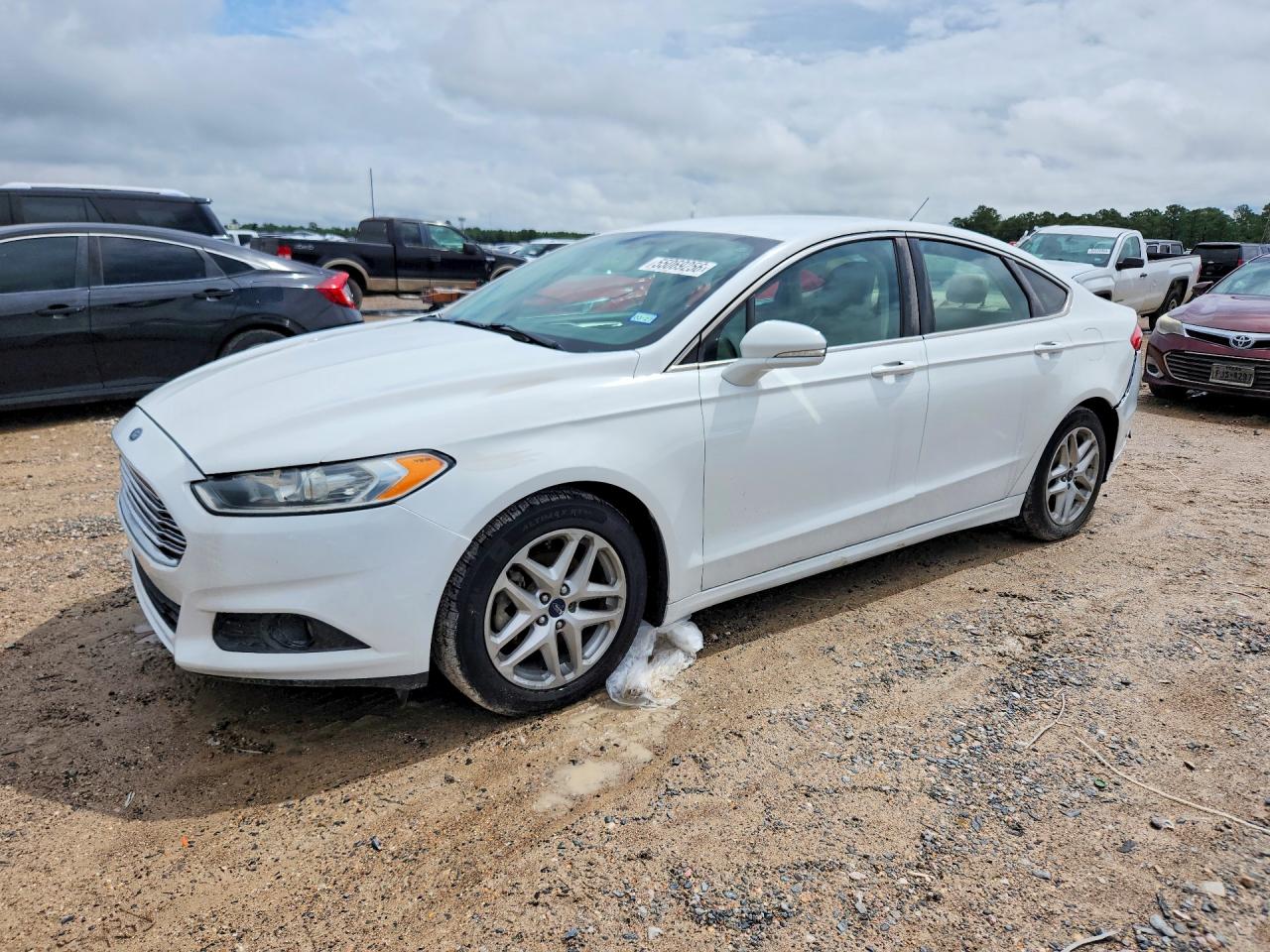 Salvage Ford Fusion Image