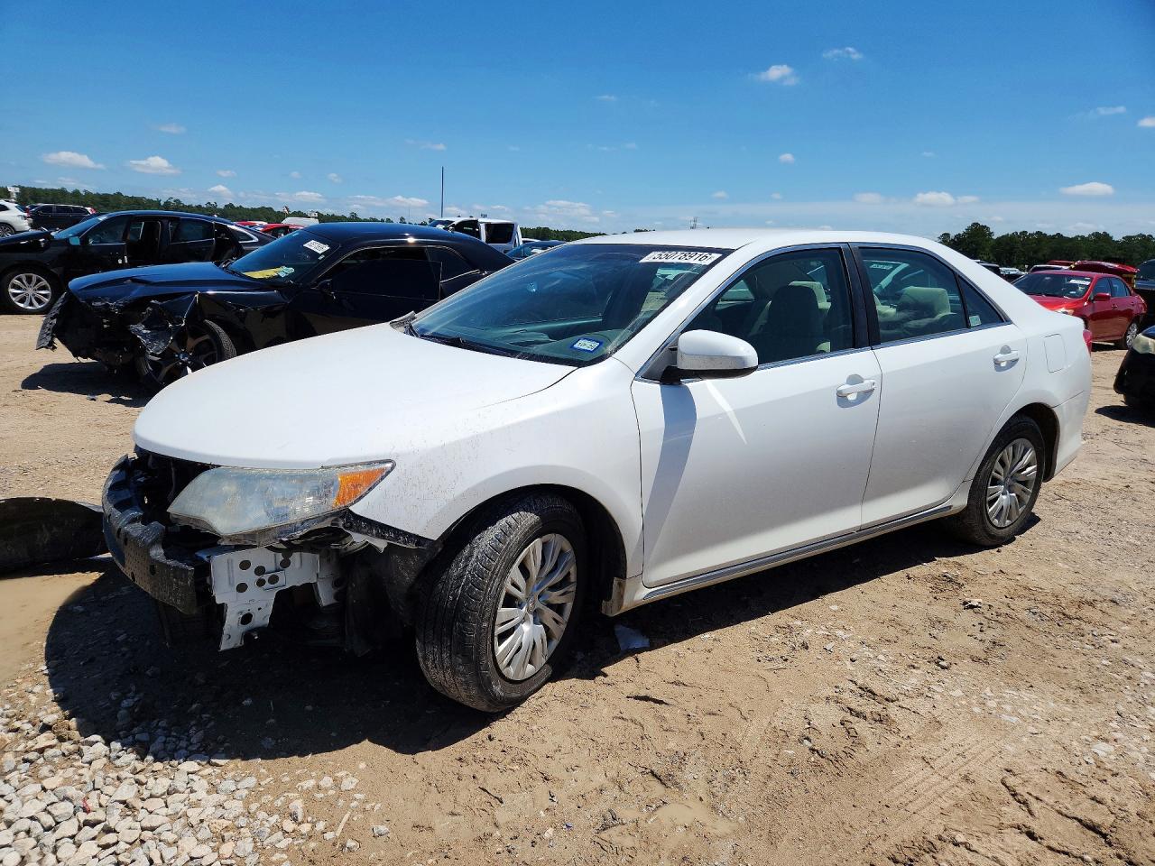 Salvage Toyota Camry Image