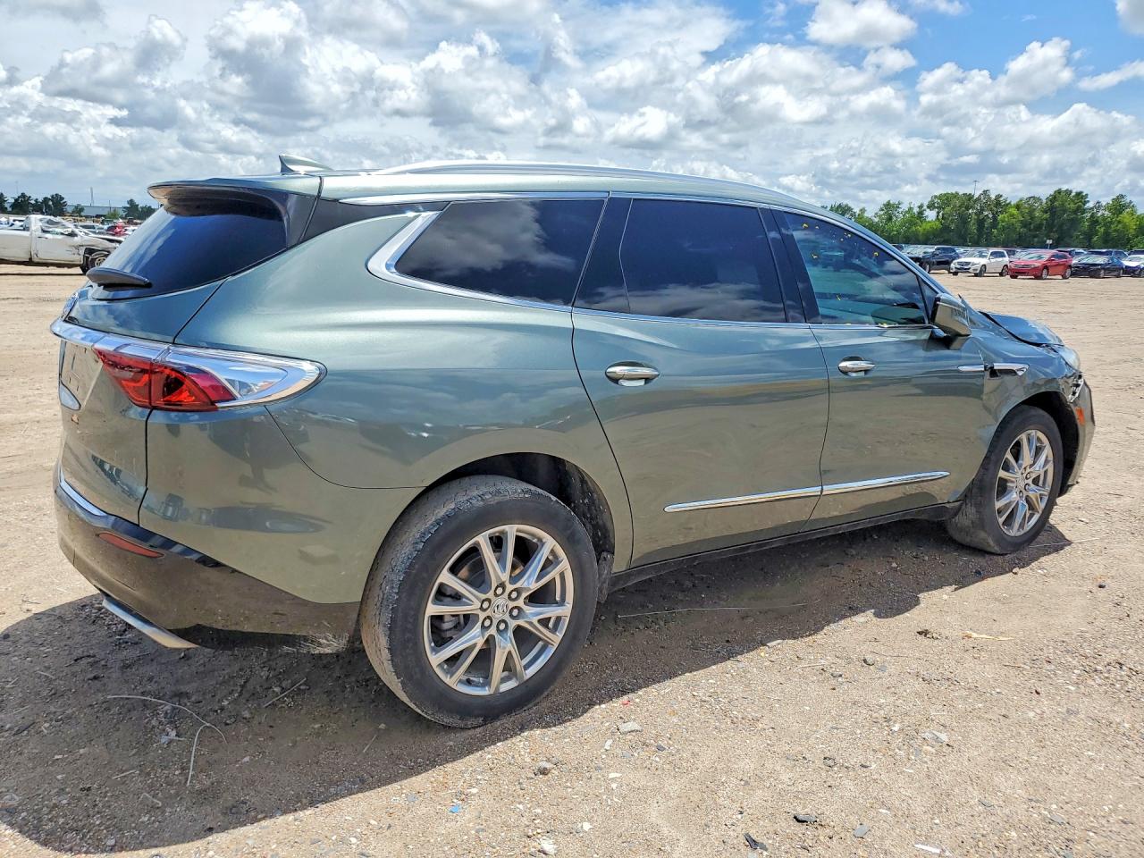 Buick Enclave Essence